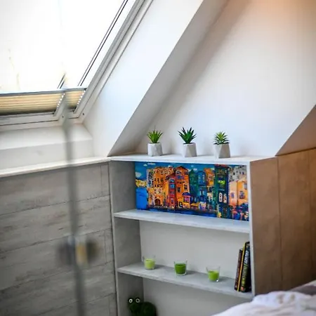 Apartment Cloud 6 -top Center,360° View,free Private Parking
