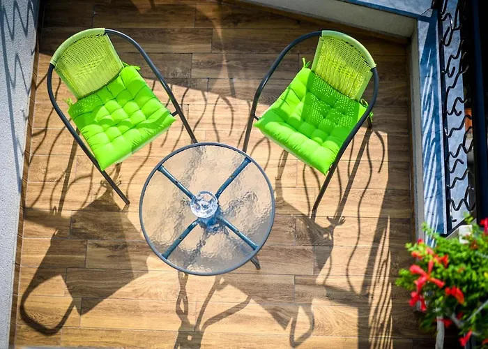 Lägenhet Cloud 6 -top Center,360° View,free Private Parking *